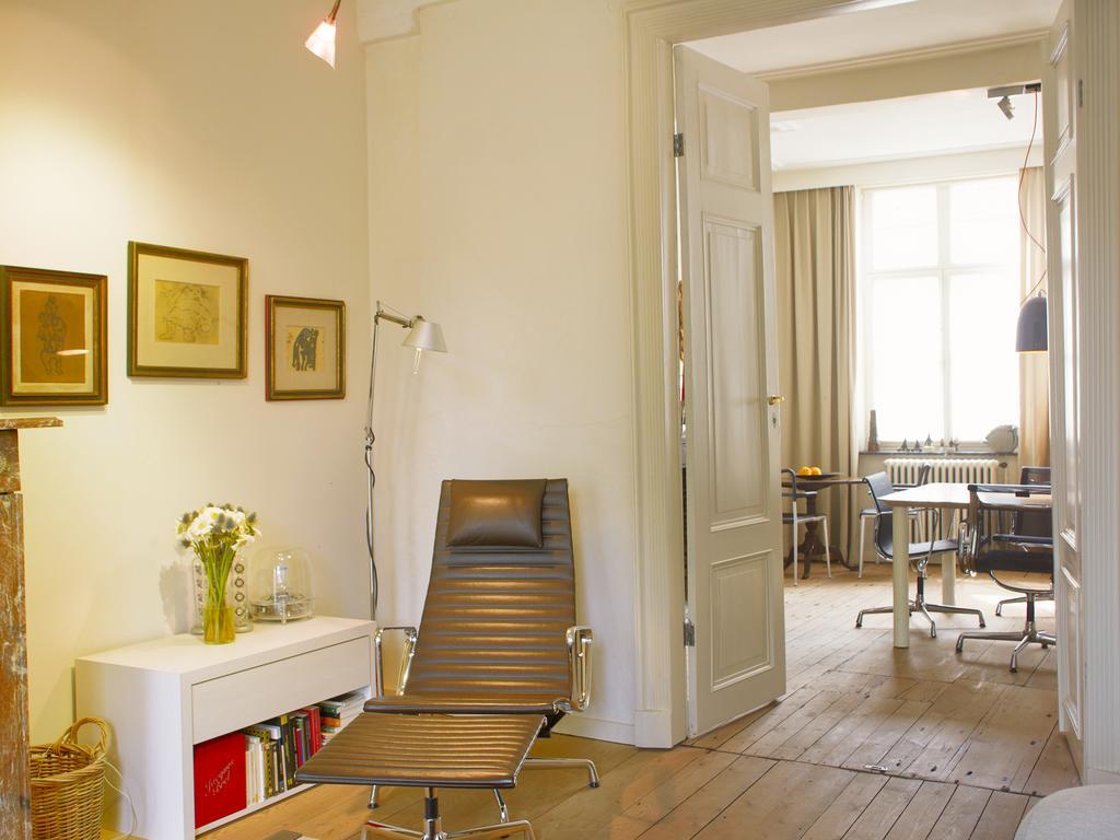B&B Alphabet - Luxury Guesthouse&Art Gallery Bruges Extérieur photo